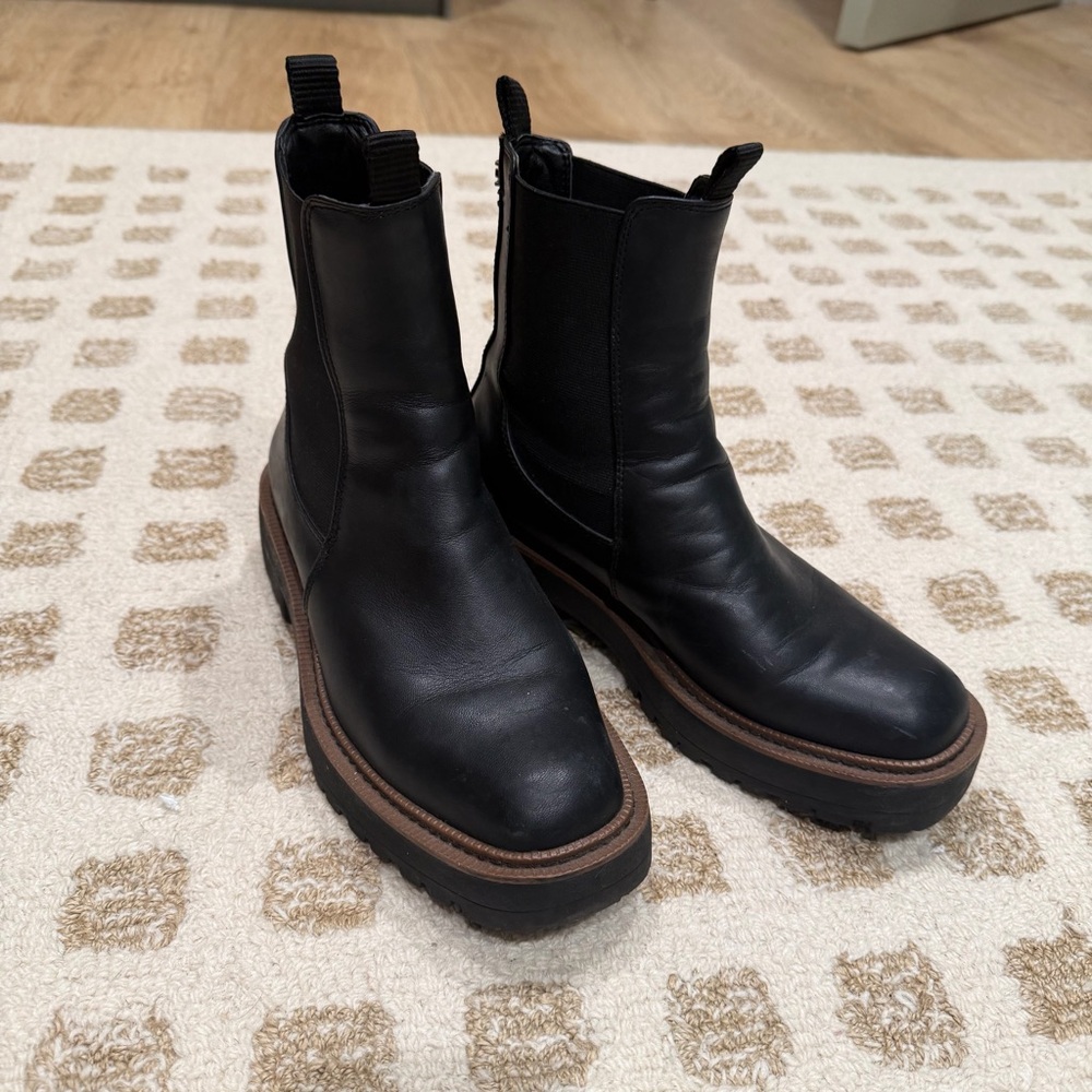 Sam Edelman Laguna Chelsea Boot Weatherproof Black Ankle Boots with Brown Sole